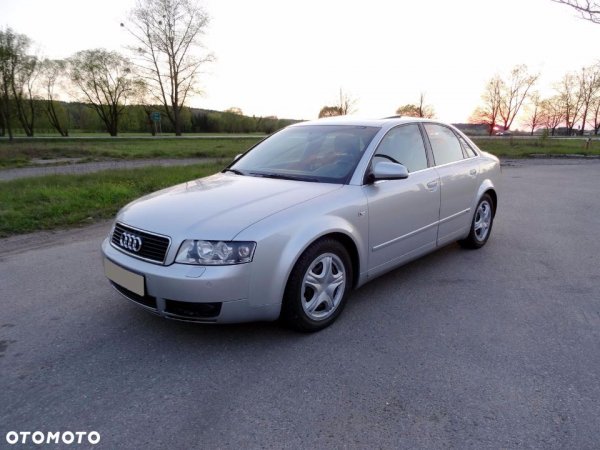 Audi A4 B6 3.0 V6 Działdowo 02.jpg