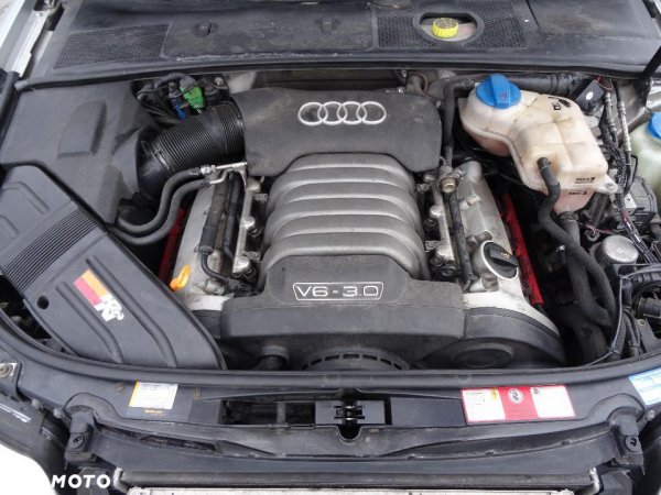 Audi A4 B6 3.0 V6 Działdowo 014.jpg