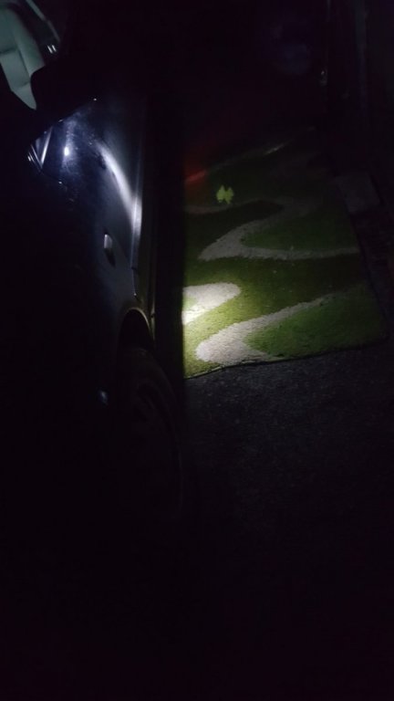 20171210_184850-747x1328.jpg