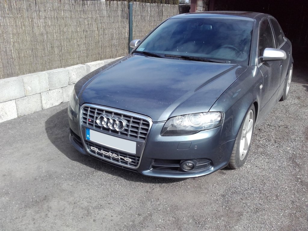 przód lampy q bok.jpg