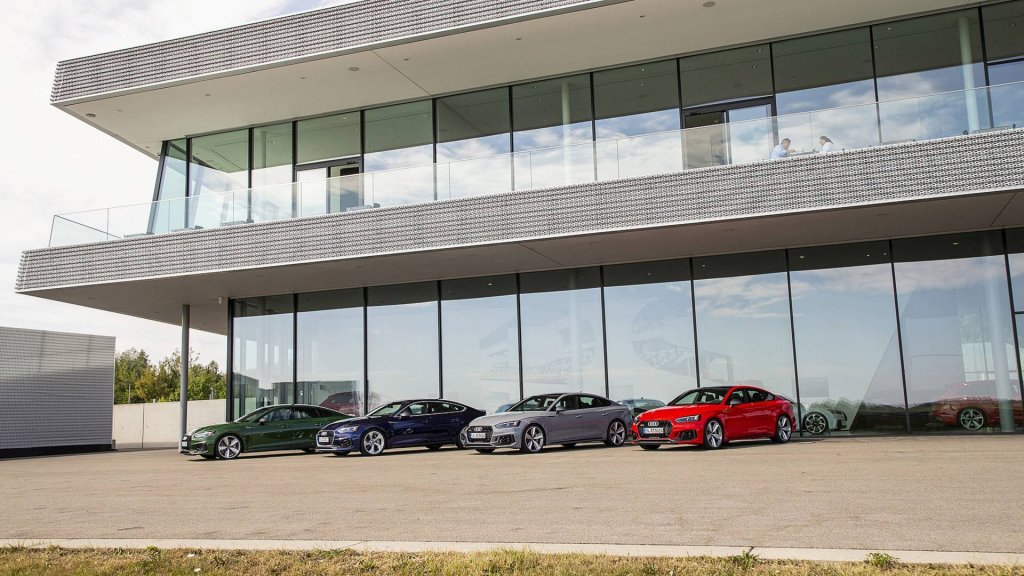 2019-audi-rs5-sportback-2.jpg
