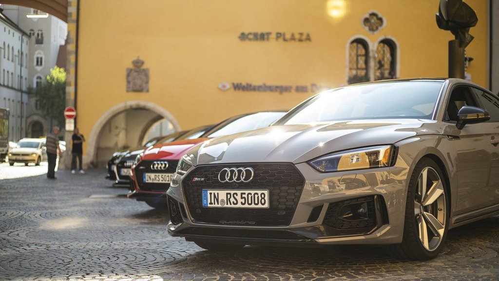 2019-audi-rs5-sportback-5.jpg