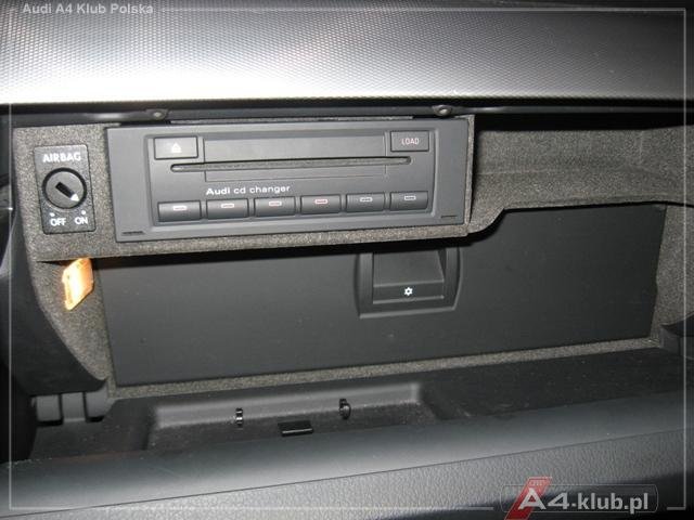 70944 - Instalacja przełącznika deaktywacji poduszki pasażera AIR BAG OFF - 4.JPG