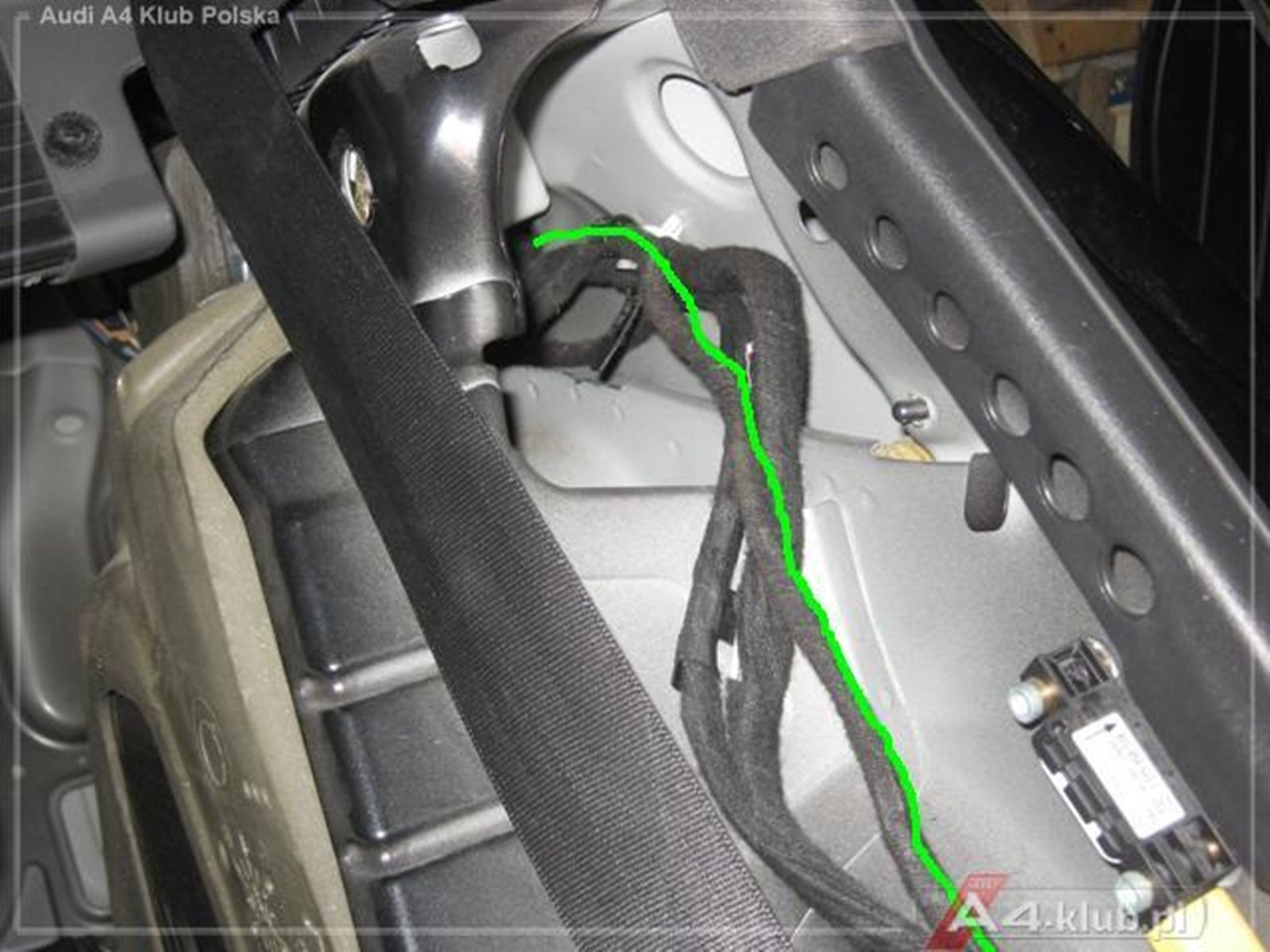 69931 - Upgrade systemu PDC (Parktronic) - czujniki z przodu, zdalne załączanie_26.jpg