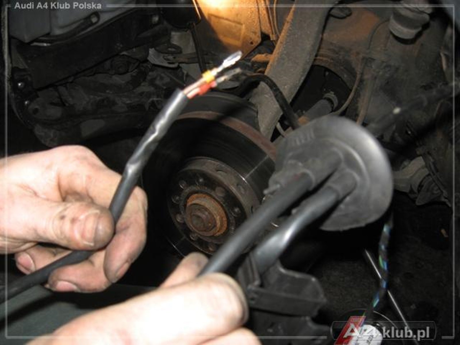 69931 - Upgrade systemu PDC (Parktronic) - czujniki z przodu, zdalne załączanie_44.jpg