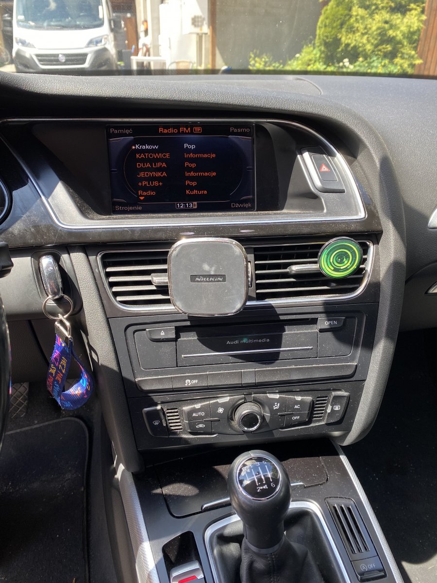 Bluetooth audi a4 b8