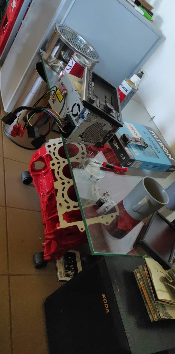 received_839655480752932.thumb.jpeg.ea8e25d5c648ea8b39f505cd27f5ff52.jpeg