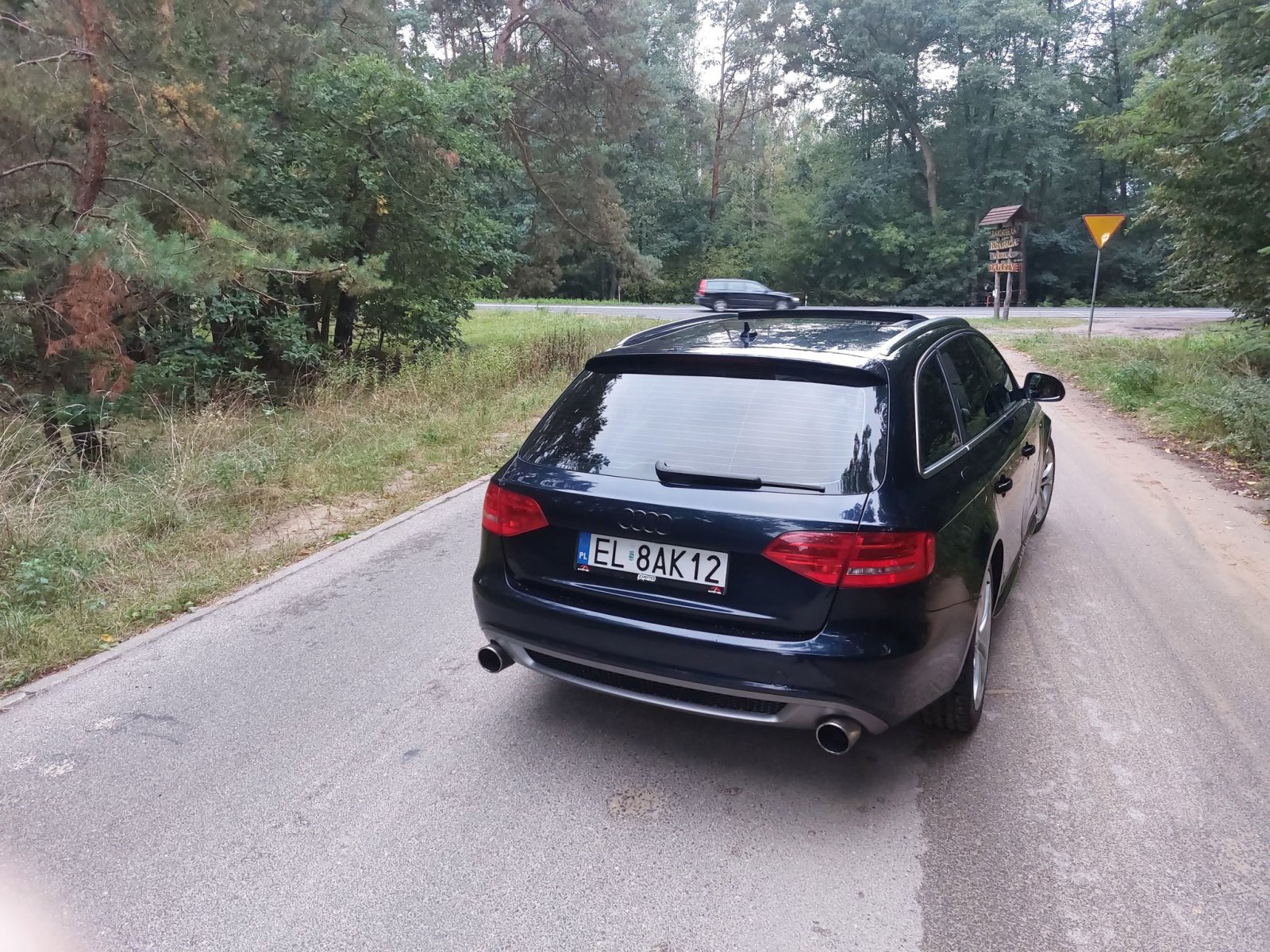 audi 2.jpg