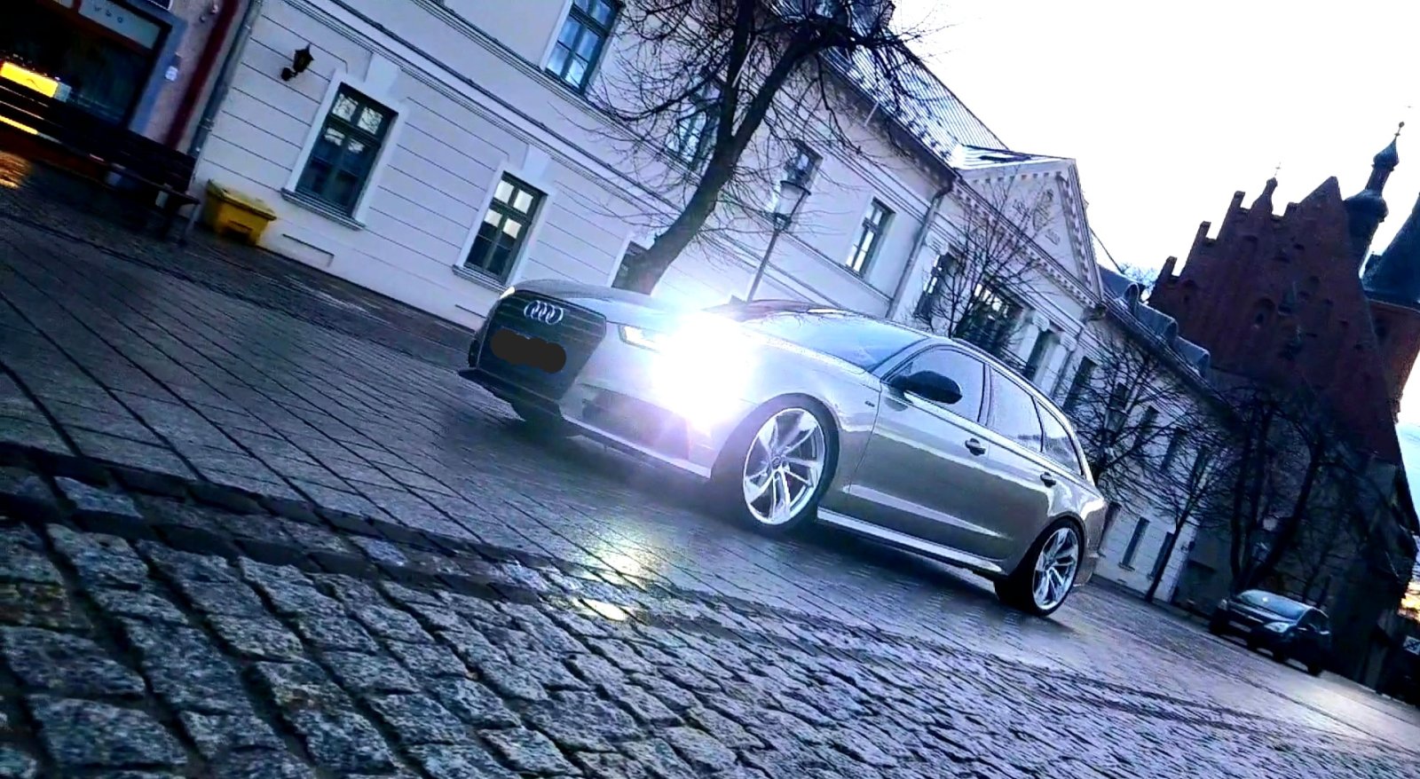 Screenshot_20230325_234354_Gallery.jpg