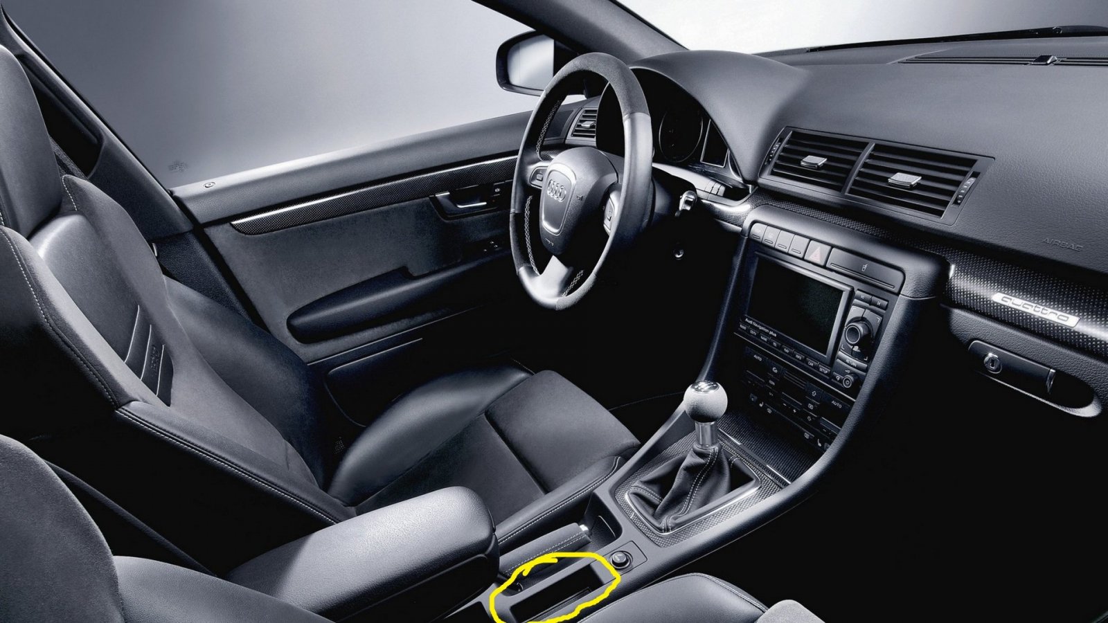 Audi-A4-DTM-Edition-B78E-2005–07.jpg