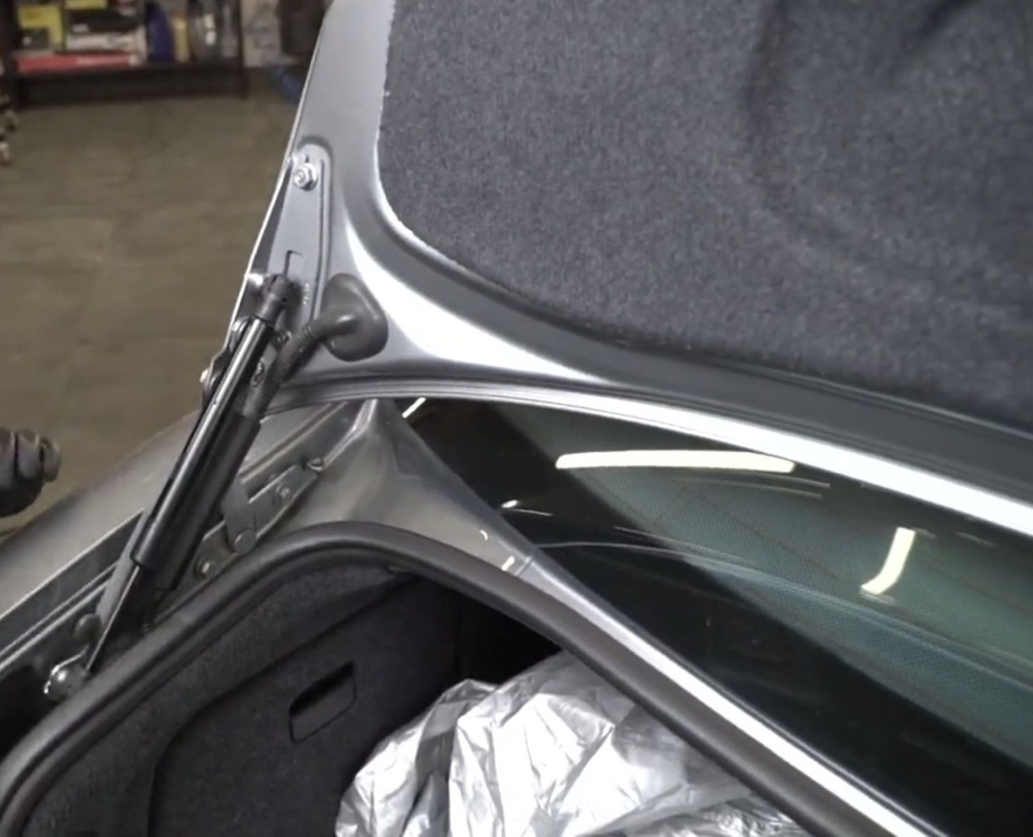 Screenshot_20241126_165720_YouTube.jpg