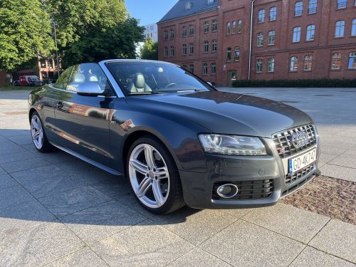 Więcej informacji o „Audi S5 cabrio 333KM Quattro oryginał super stan”