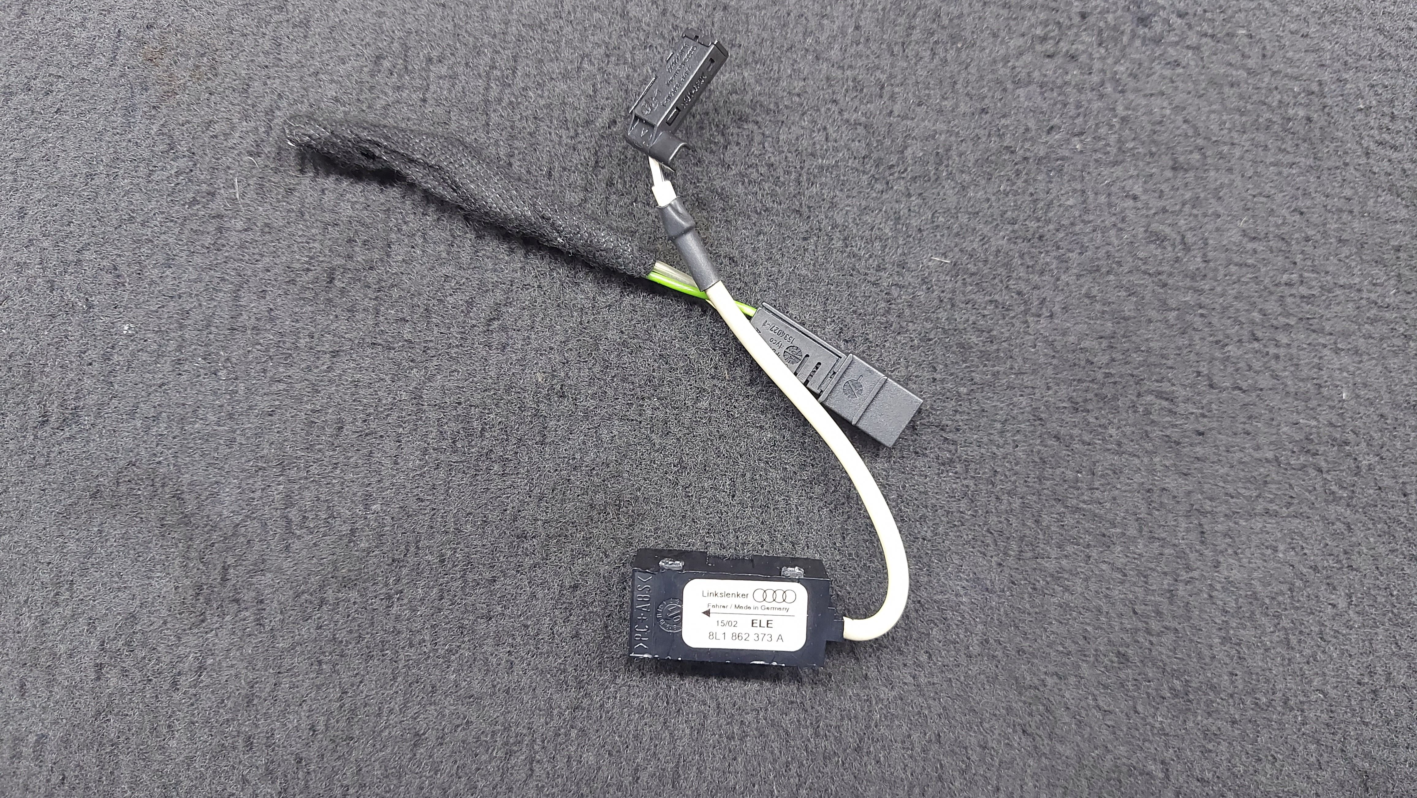Mikrofon Bluetooth 8L1 862 373 A